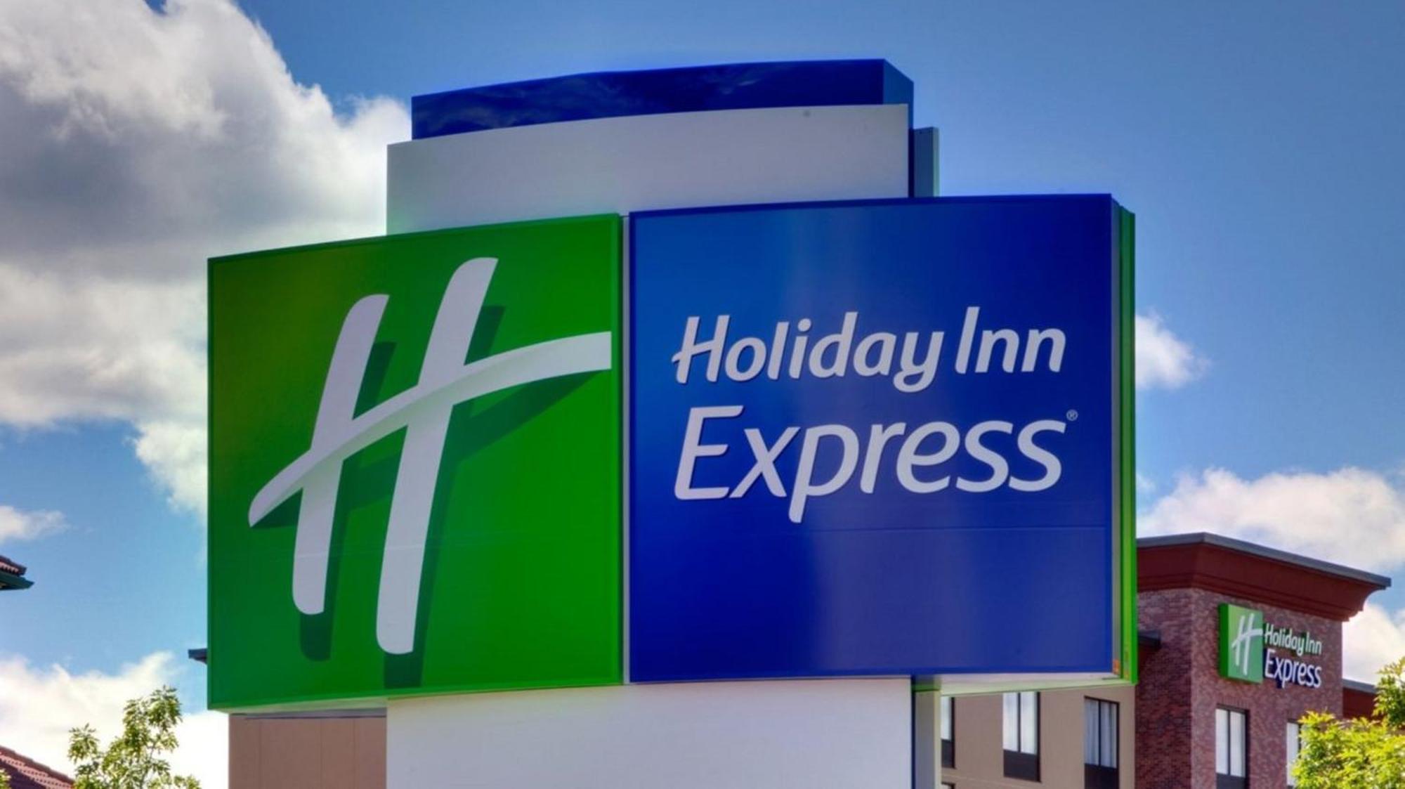 Holiday Inn Express Greencastle, An Ihg Hotel Dış mekan fotoğraf